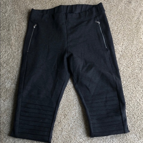 Like new gray Gap motto legging size large - Picture 2 of 4